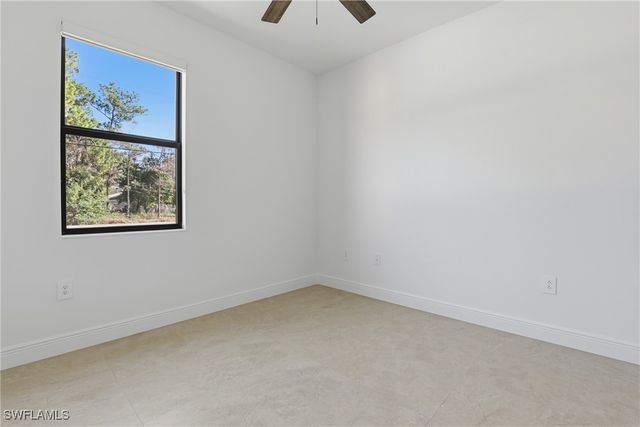 2167 Della DR, Naples, FL 34117