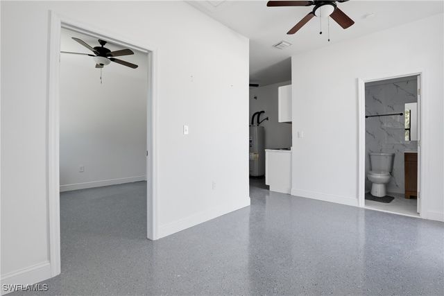 2167 Della DR, Naples, FL 34117