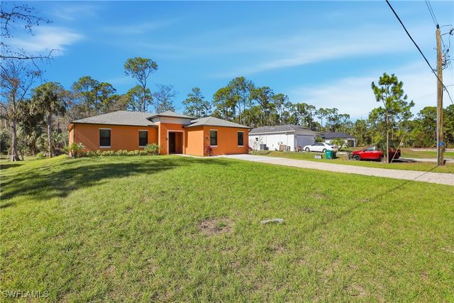 2167 Della DR, Naples, FL 34117