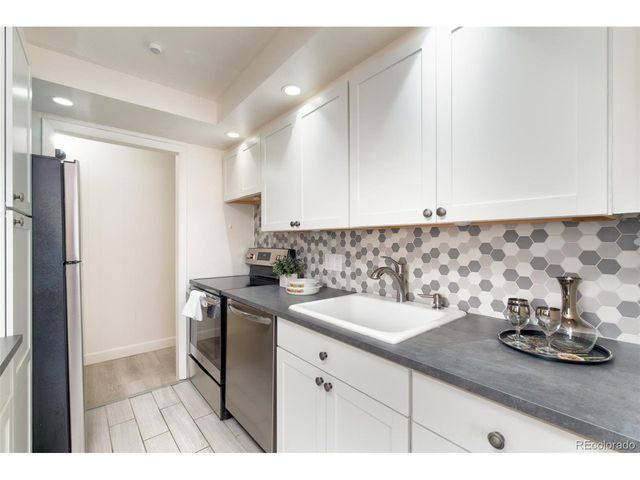 10115 W 25th Ave 16, Lakewood, CO 80215