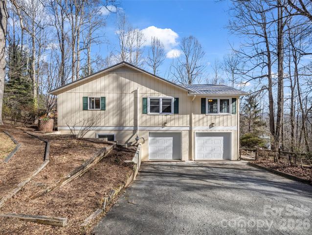 1594 Indian Cave Road, Hendersonville, NC 28739