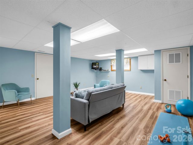 1594 Indian Cave Road, Hendersonville, NC 28739