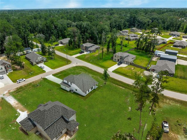 1003 Thor, New Caney, TX 77357