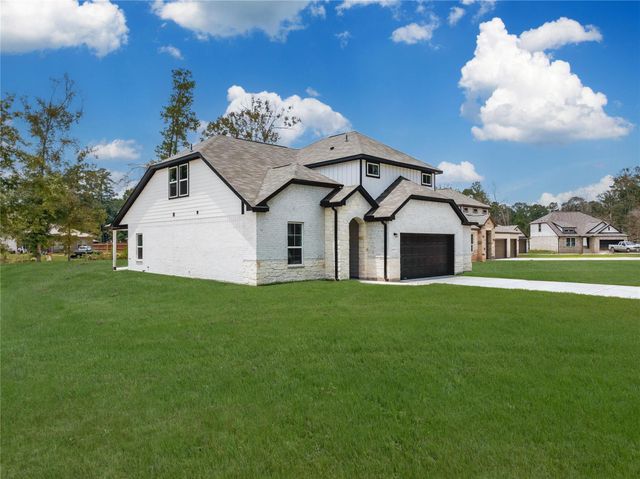 1003 Thor, New Caney, TX 77357