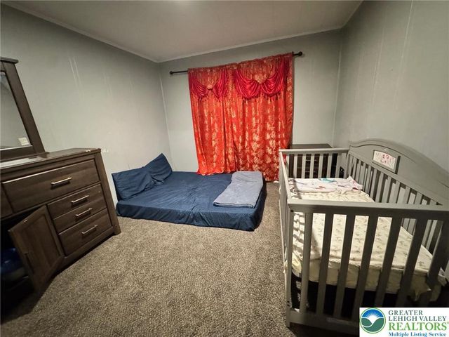 2336 3rd Street, Wilson Boro, PA 18042