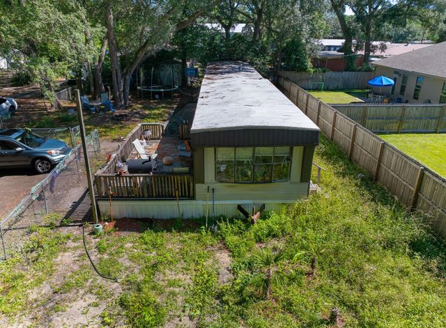 765 pinecrest Lane, Fort Walton Beach, FL 32547