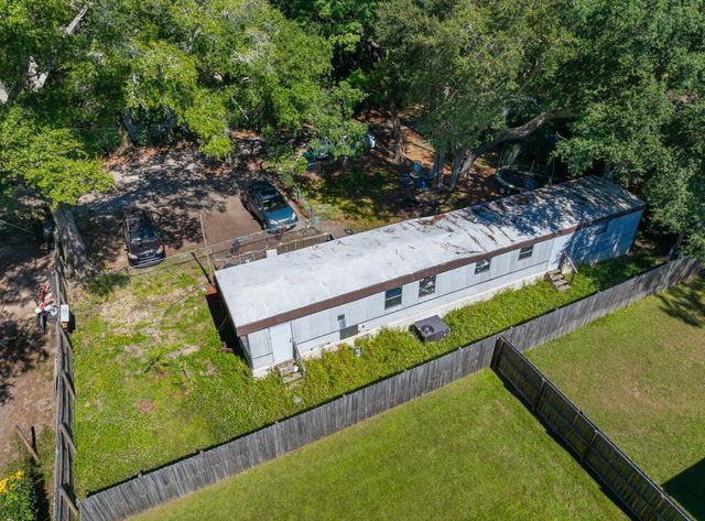 765 pinecrest Lane, Fort Walton Beach, FL 32547