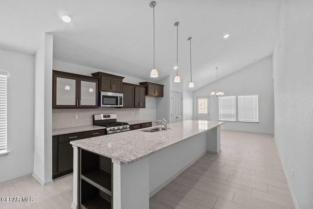 13973 Summer Wave Avenue, El Paso, TX 79928