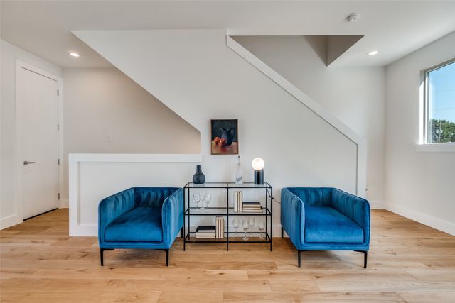 3940 Spring Valley Road 3, Farmers Branch, TX 75001