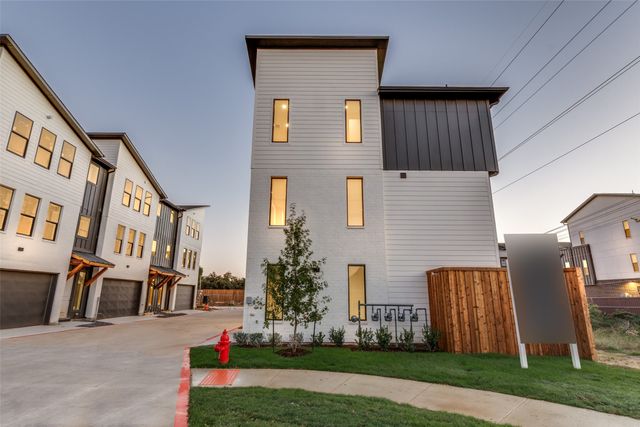 3940 Spring Valley Road 3, Farmers Branch, TX 75001