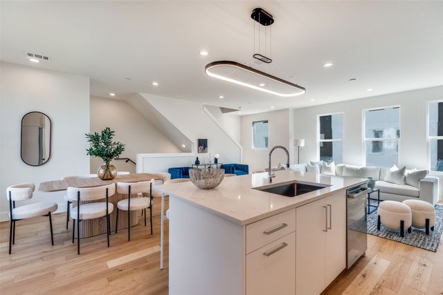 3940 Spring Valley Road 3, Farmers Branch, TX 75001