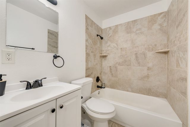 1836 Carver Avenue, Fort Worth, TX 76102