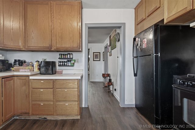 221 N Dorothy Avenue, Claremore, OK 74017