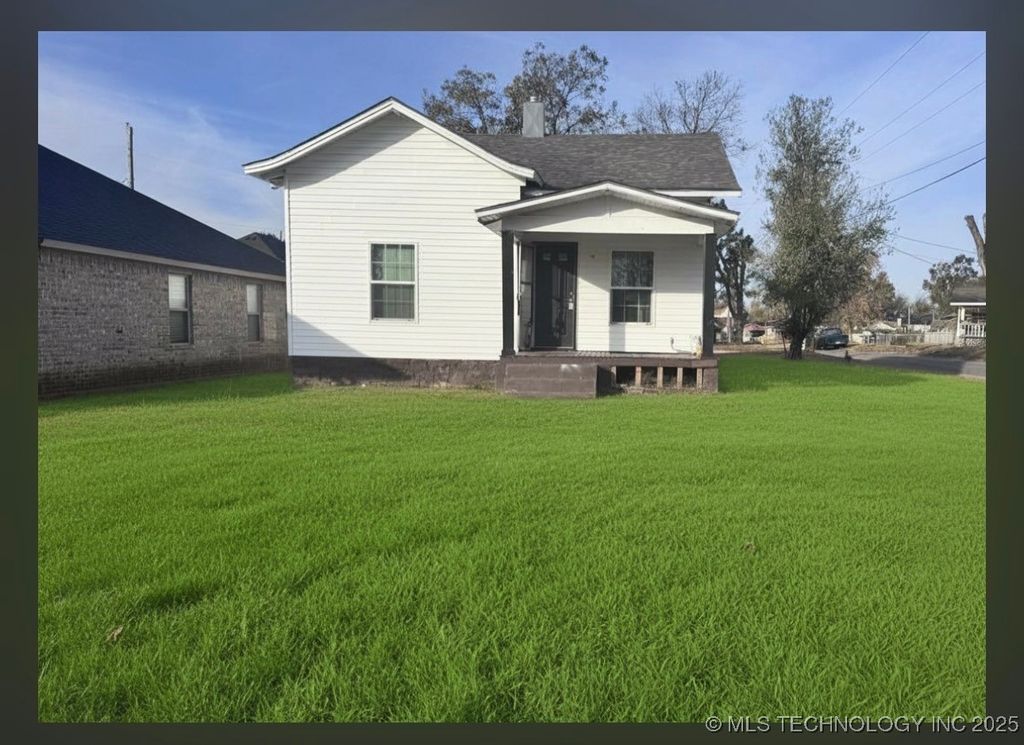 221 N Dorothy Avenue, Claremore, OK 74017