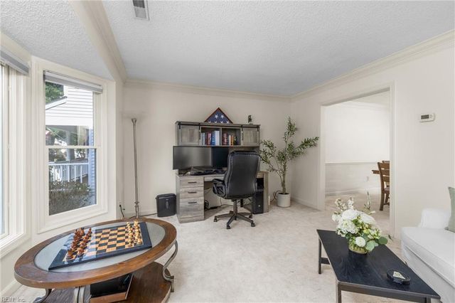 5229 Chipping LN, Virginia Beach, VA 23455