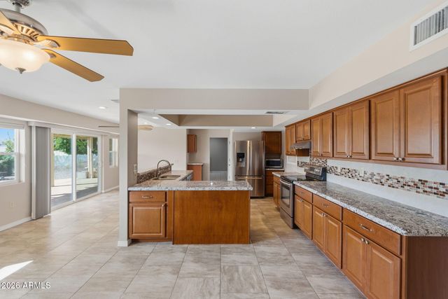 13203 W COPPERSTONE Drive, Sun City West, AZ 85375