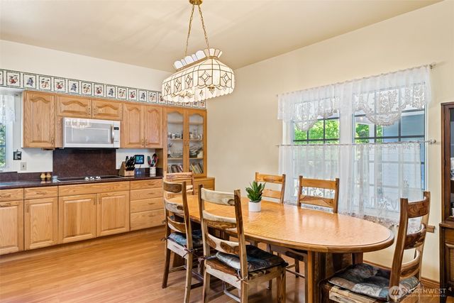 5611 S Doss Road, Port Angeles, WA 98362