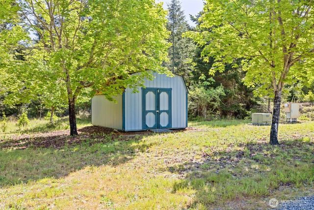 5611 S Doss Road, Port Angeles, WA 98362