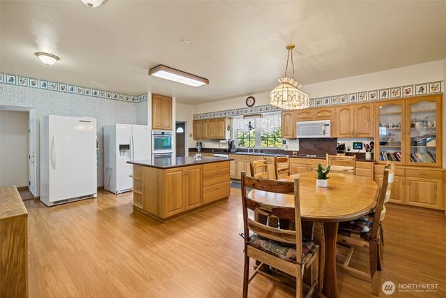 5611 S Doss Road, Port Angeles, WA 98362