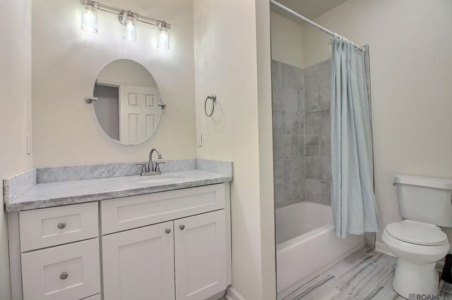 32495 Magnolia Ct, Denham Springs, LA 70706