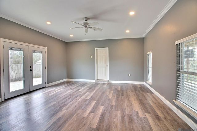 32495 Magnolia Ct, Denham Springs, LA 70706