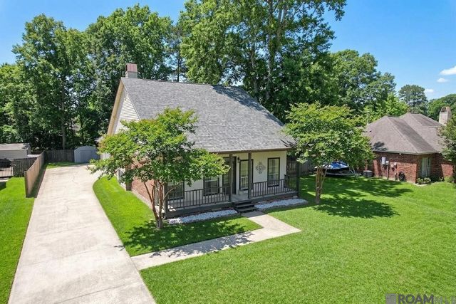 32495 Magnolia Ct, Denham Springs, LA 70706