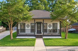 32495 Magnolia Ct, Denham Springs, LA 70706