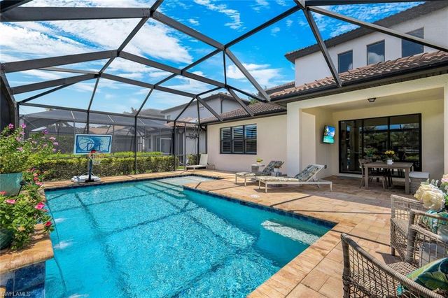 7209 Wilton DR, Naples, FL 34109
