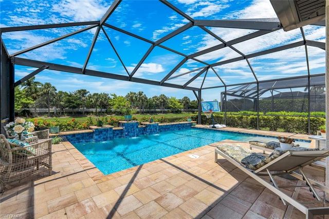 7209 Wilton DR, Naples, FL 34109