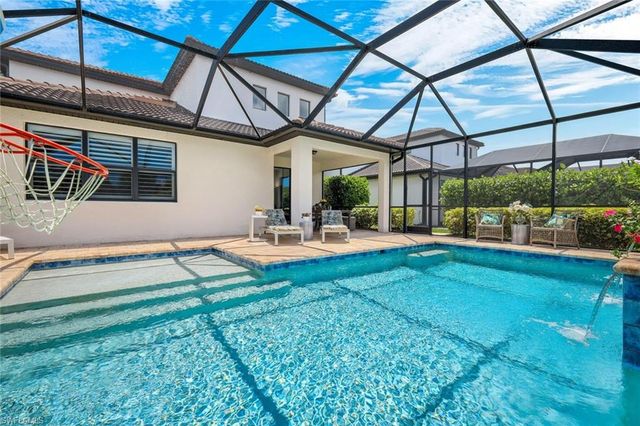 7209 Wilton DR, Naples, FL 34109