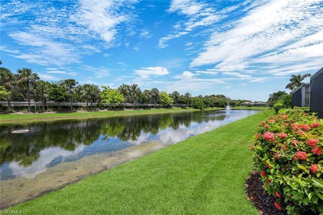7209 Wilton DR, Naples, FL 34109