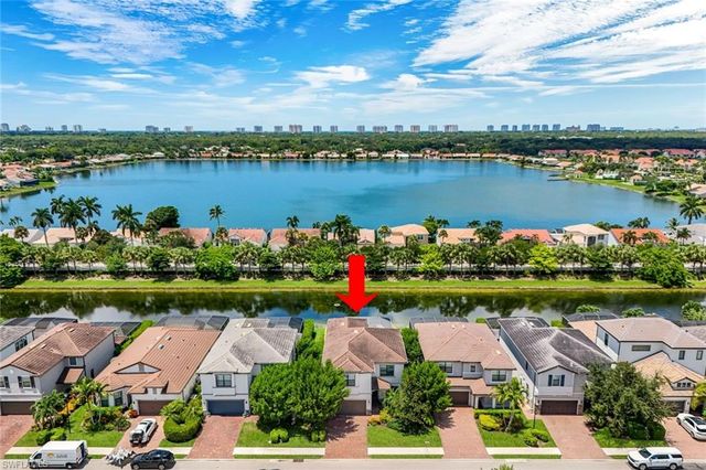 7209 Wilton DR, Naples, FL 34109