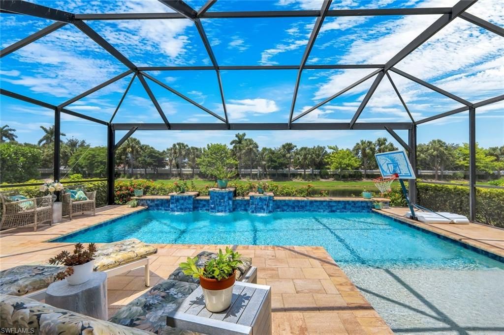 7209 Wilton DR, Naples, FL 34109