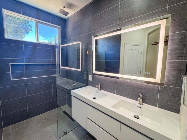9400 Trolio Way, Elk Grove, CA 95624