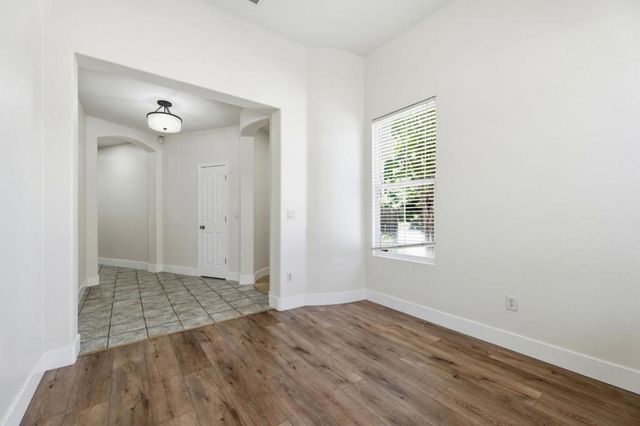 9400 Trolio Way, Elk Grove, CA 95624