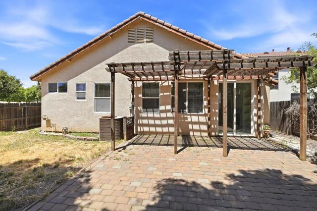 9400 Trolio Way, Elk Grove, CA 95624