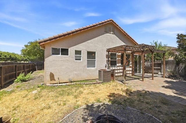 9400 Trolio Way, Elk Grove, CA 95624