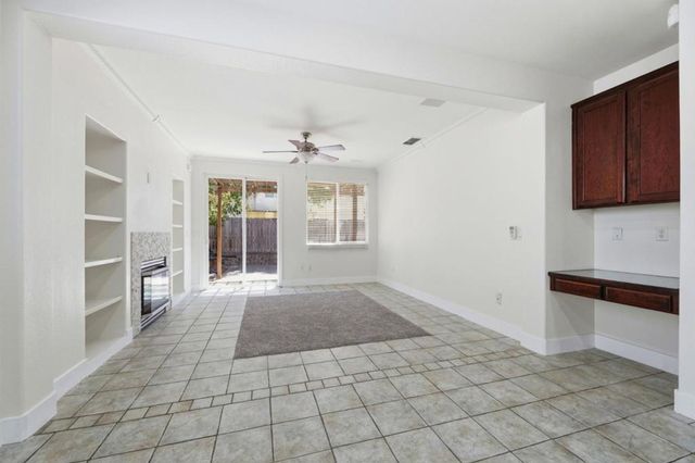 9400 Trolio Way, Elk Grove, CA 95624