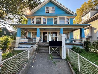 3190-3192 Scranton Road, Cleveland, OH 44109