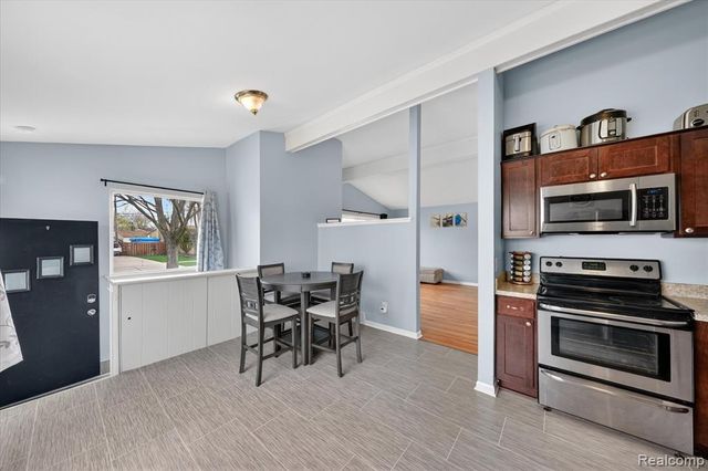 16672 Drake Street, Southgate, MI 48195