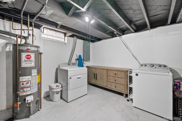 16672 Drake Street, Southgate, MI 48195