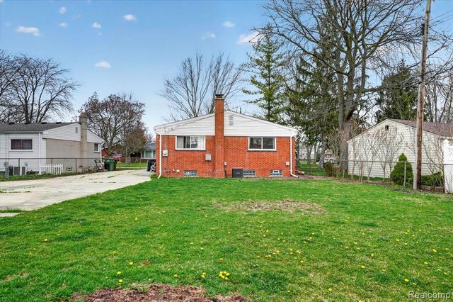 16672 Drake Street, Southgate, MI 48195