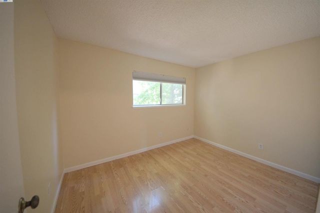 1060 Oak Grove Road, Concord, CA 94518