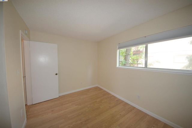 1060 Oak Grove Road, Concord, CA 94518
