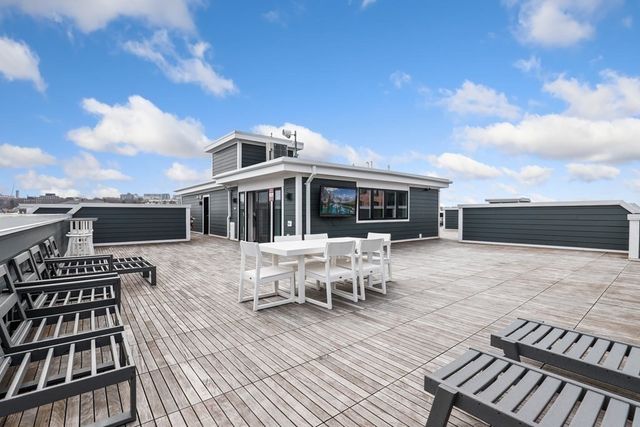 50 Hichborn St 310, Boston, MA 02135