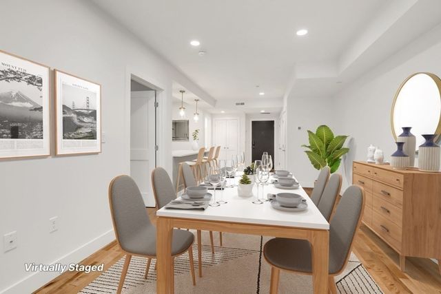 50 Hichborn St 310, Boston, MA 02135