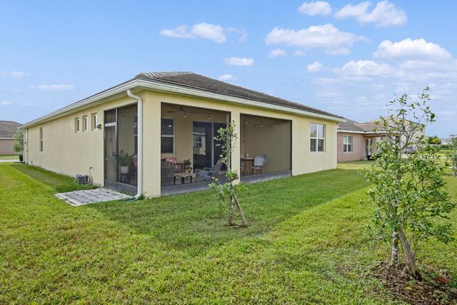 10568 SW Cambria Lane, Port St Lucie, FL 34987