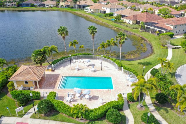10568 SW Cambria Lane, Port St Lucie, FL 34987