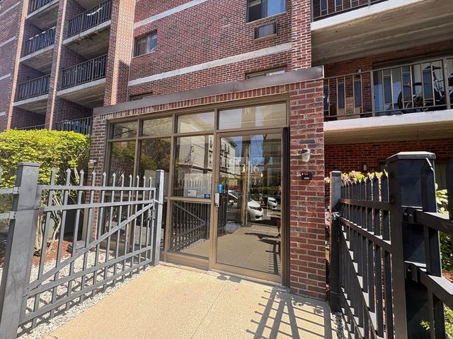 12 Ellery 306, Cambridge, MA 02138