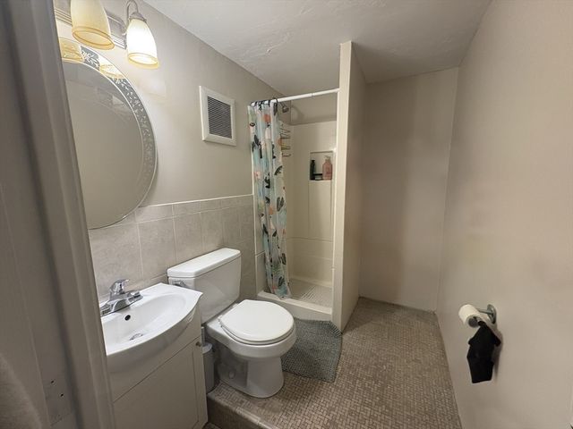 12 Ellery 306, Cambridge, MA 02138